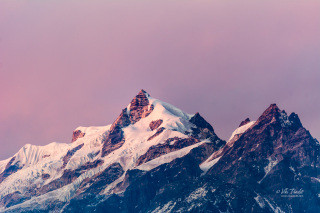 The Kanchenjunga Range as seen from the ruins of Rabdenste