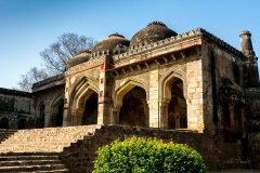 Bada-Gumbad-Corridors.jpg