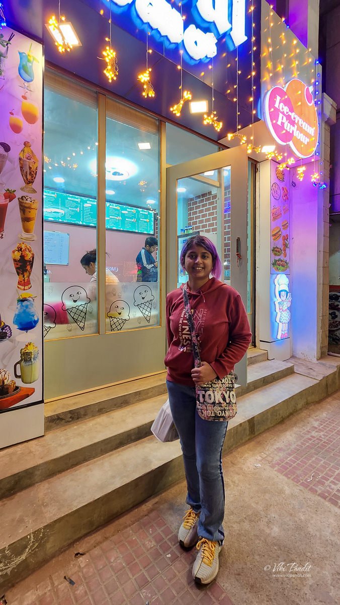 Enjoying some freezing sundaes at Amul Ice-cream Parlour