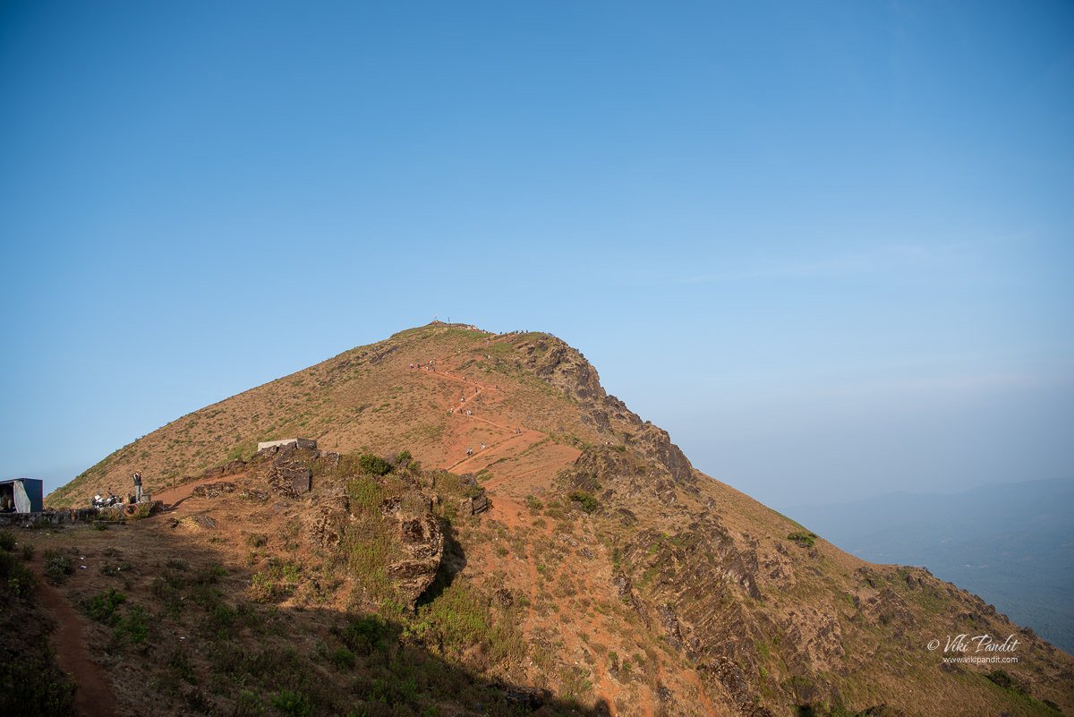 The route to Mullayangiri Peak