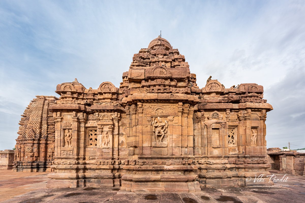 Back wall carvings of Mallikarjuna Temple in Pattadakal