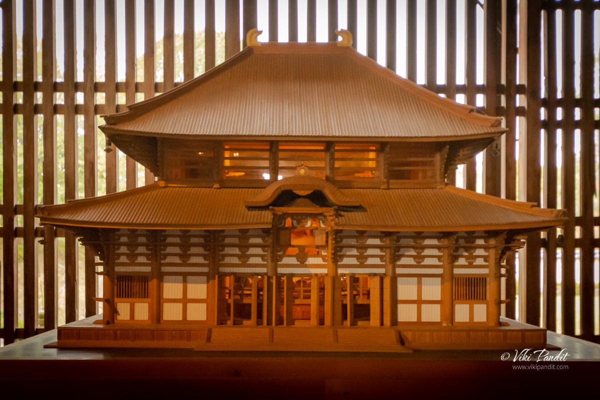 Miniature model of Todai-ji