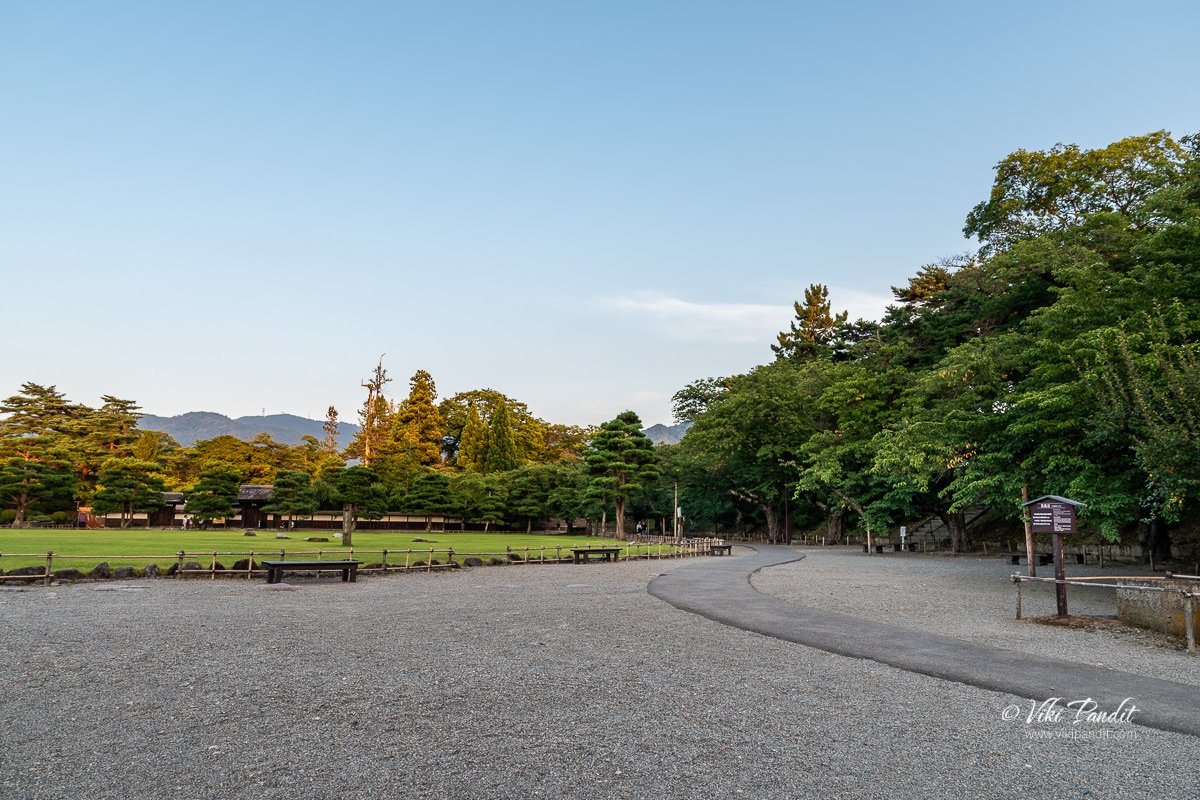 Tsuruga Castle Park