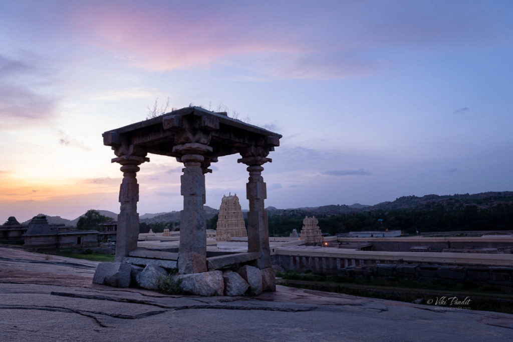 Monuments on Hemkuta Hill