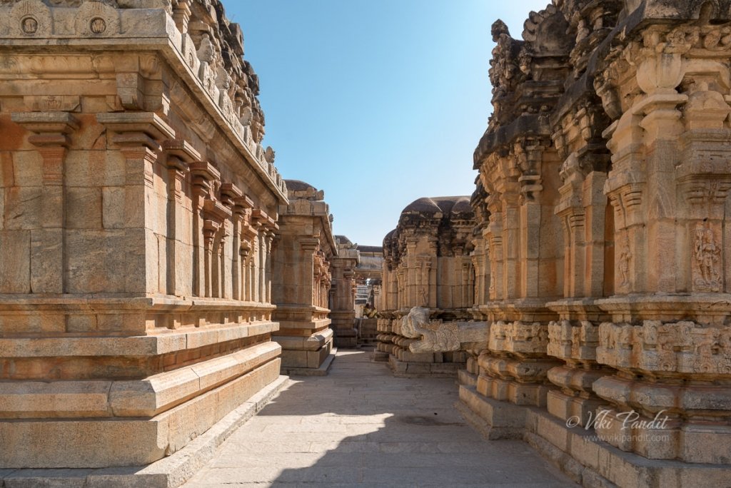 Exploring the Ramalingeswara Temple